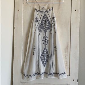 White and blue stitched dress